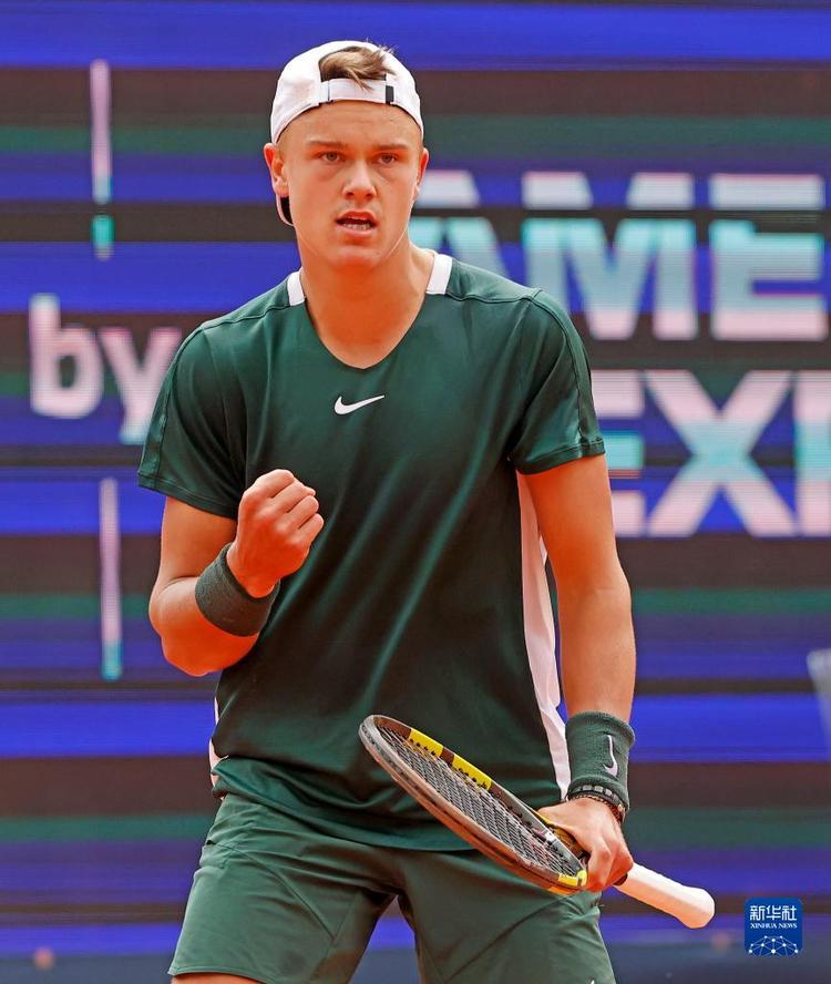 仅提升了球 仅提升了球